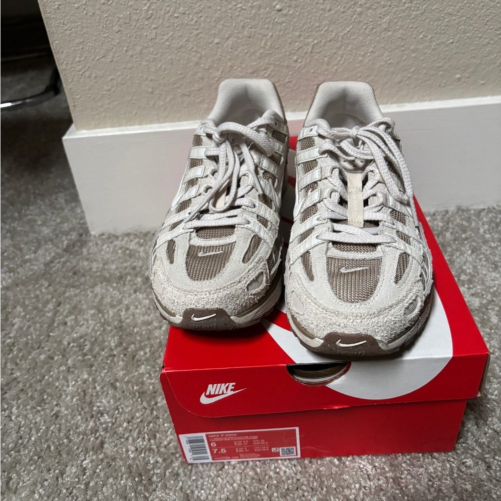 Nike Light Beige Athletic Shoes